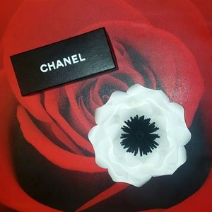 Fashion Accent Decor